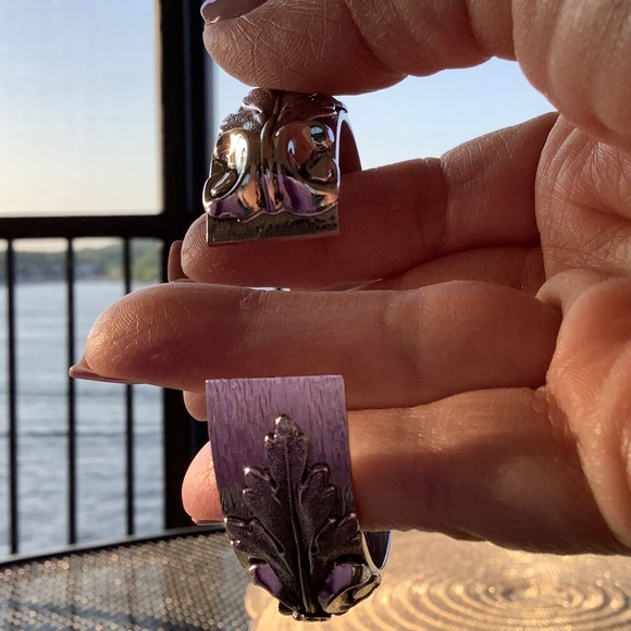 Silver Hinged Bangle Cuff Bracelet - Picture 3 of 9